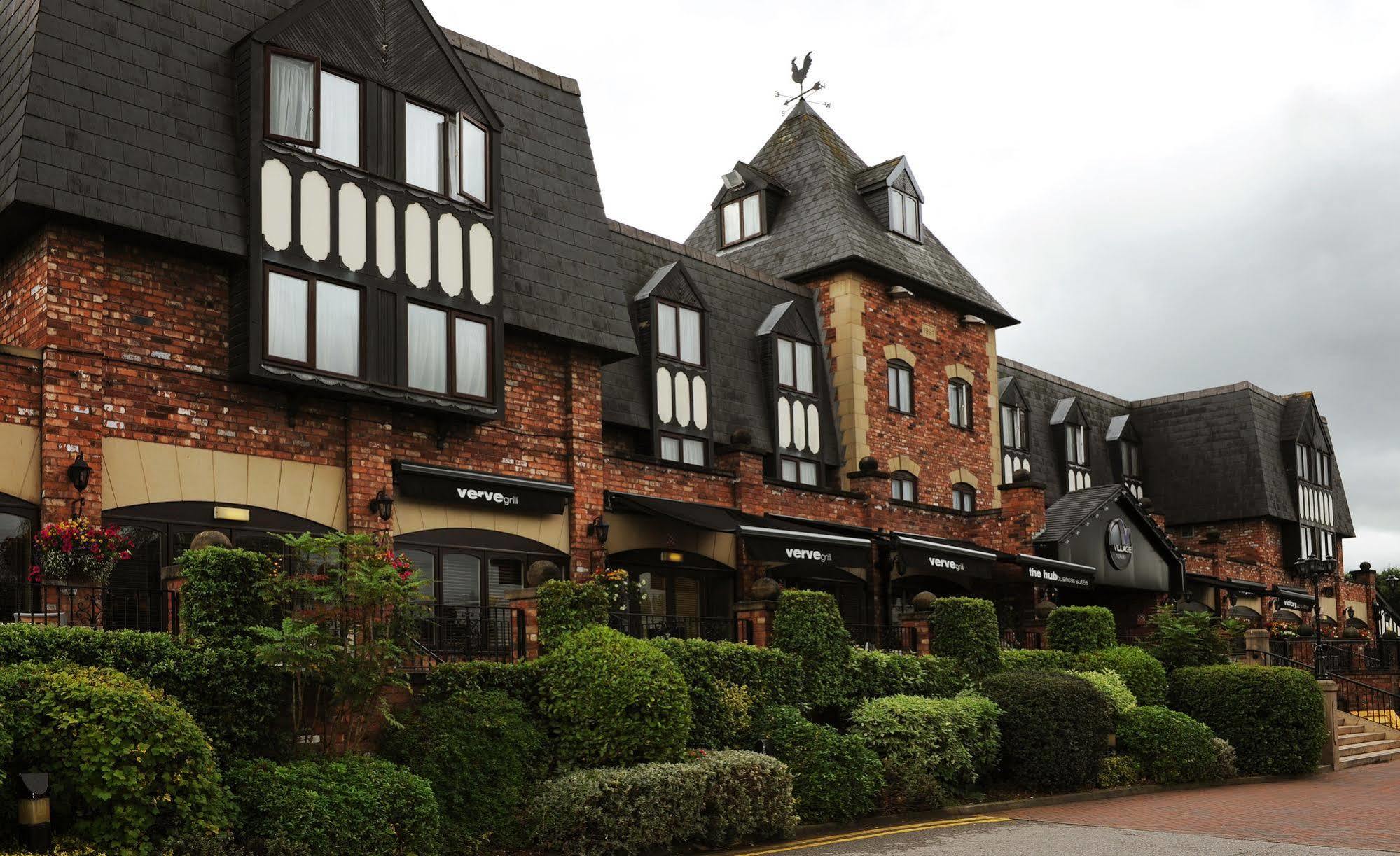 Village Hotel Wirral 브롬버러 외부 사진